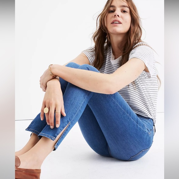 9" High-Rise Skinny Jeans in Bonita Wash: Side-Slit Edition - Picture 1 of 6